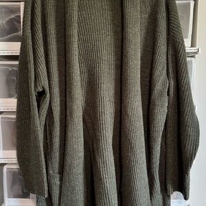 Ava & Viv Moss Green Chunky Knit Cardigan Sweater